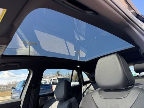 Used 2024 Volkswagen ID.4 Pro S image 10