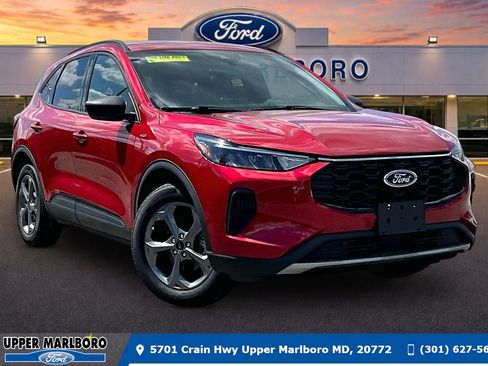 Certified 2025 Ford Escape ST-Line FWD image 1