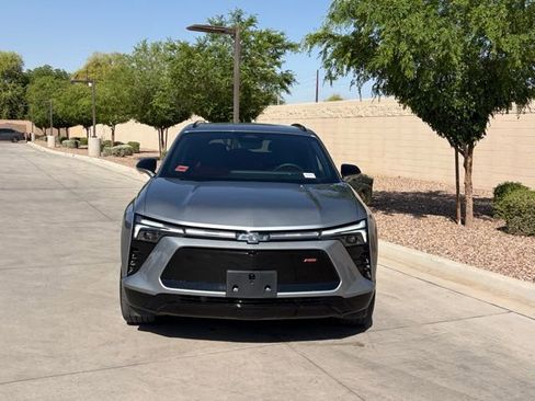 Used 2024 Chevrolet Blazer EV RS image 3