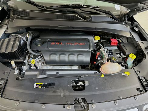 Used 2022 Jeep Compass Latitude image 33