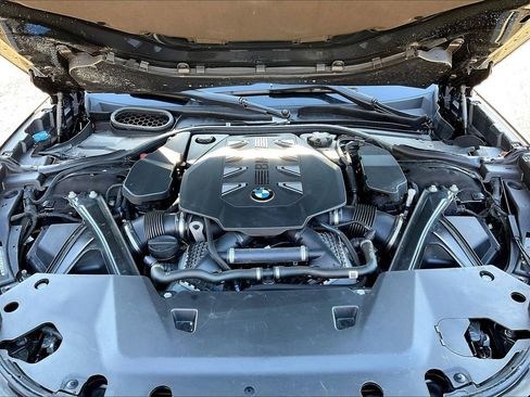 Used 2023 BMW 760i xDrive w/ Executive Package AWD/4WD image 30