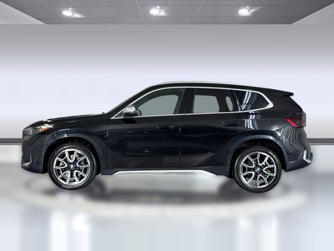Used 2023 BMW X1 xDrive28i w/ Convenience Package AWD/4WD image 2