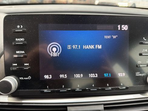 Used 2018 Honda Accord LX image 15