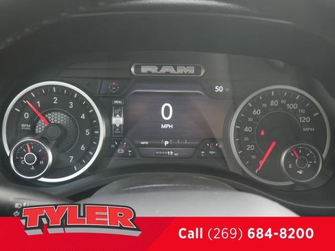 New 2026 RAM 1500 4x4 Crew Cab image 47