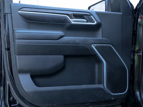 Used 2022 Chevrolet Silverado 1500 RST AWD/4WD image 19