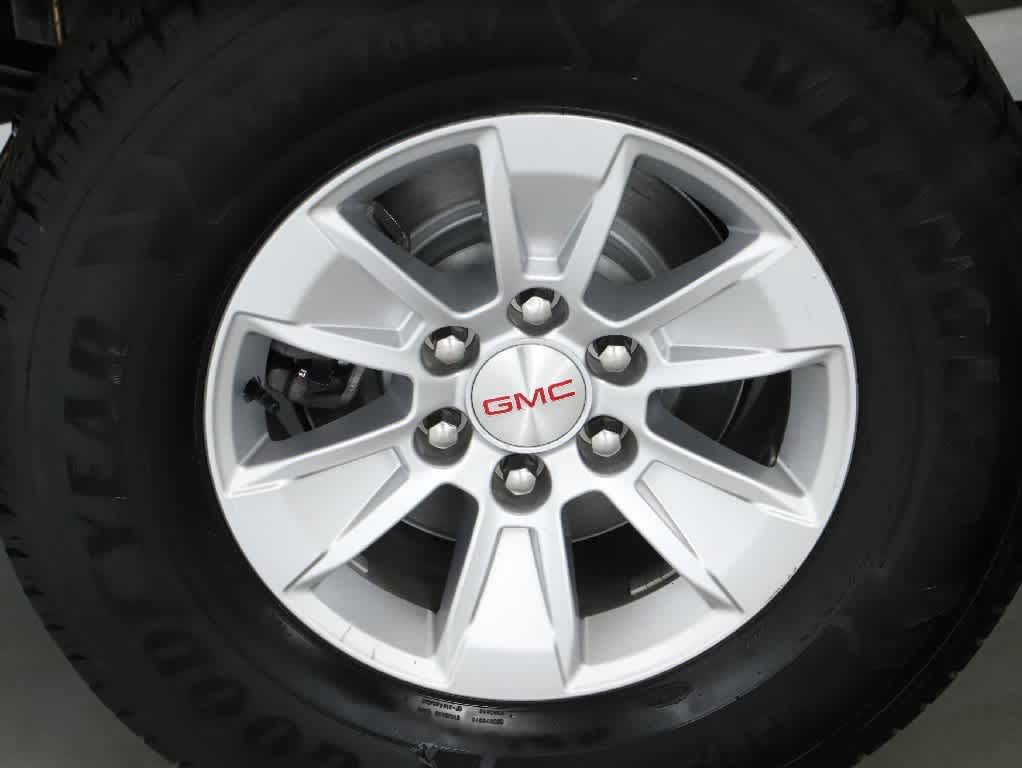 Used 2019 GMC Sierra 1500 4x4 Crew Cab w/ Convenience Package image 12