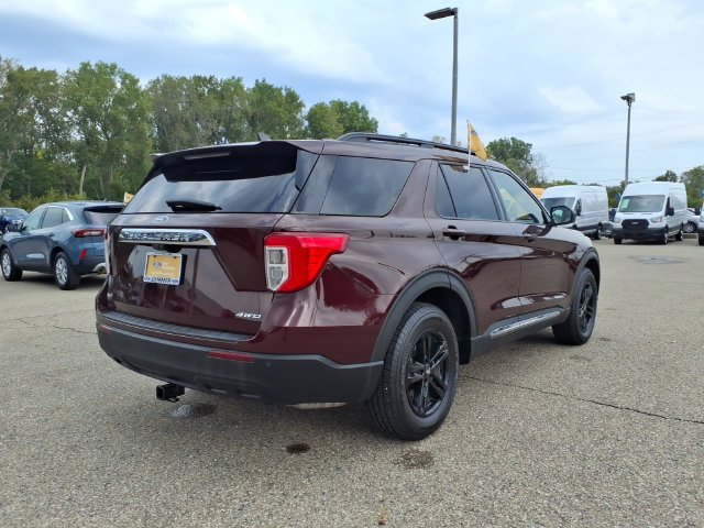 Certified 2022 Ford Explorer XLT AWD/4WD image 7