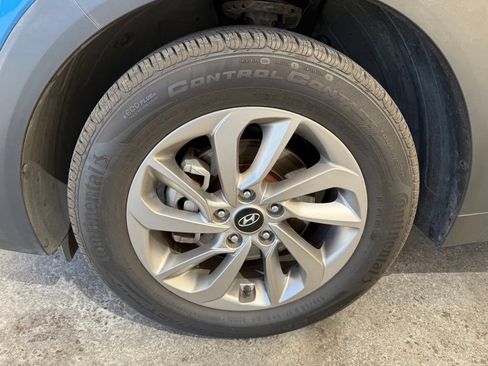 Used 2016 Hyundai Tucson SE w/ Option Group 02 FWD image 3