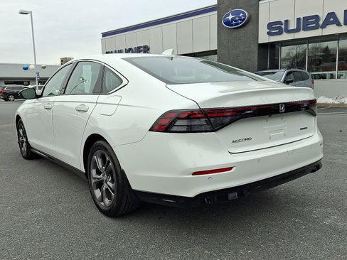 Used 2023 Honda Accord EX-L image 6