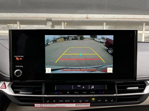 New 2026 Toyota Sienna Limited image 35