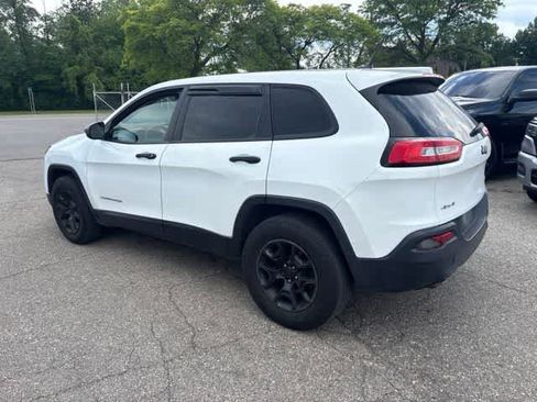 Used 2015 Jeep Cherokee Sport AWD/4WD image 17