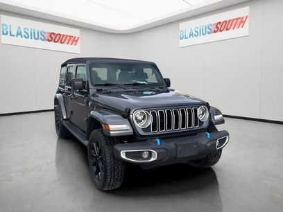 Used 2024 Jeep Wrangler Unlimited Sahara w/ Technology Group