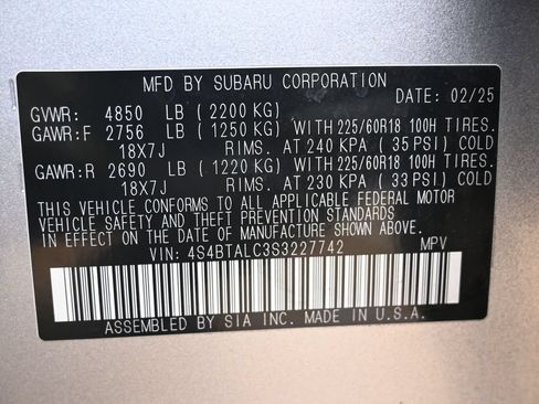 Used 2025 Subaru Outback Onyx Edition AWD/4WD image 40