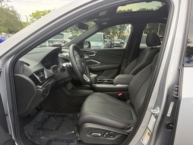Used 2026 Acura RDX SH-AWD image 12