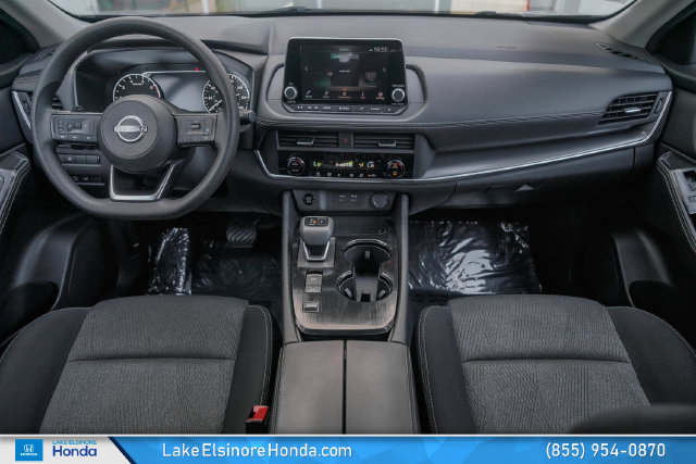 Used 2024 Nissan Rogue SV FWD image 19