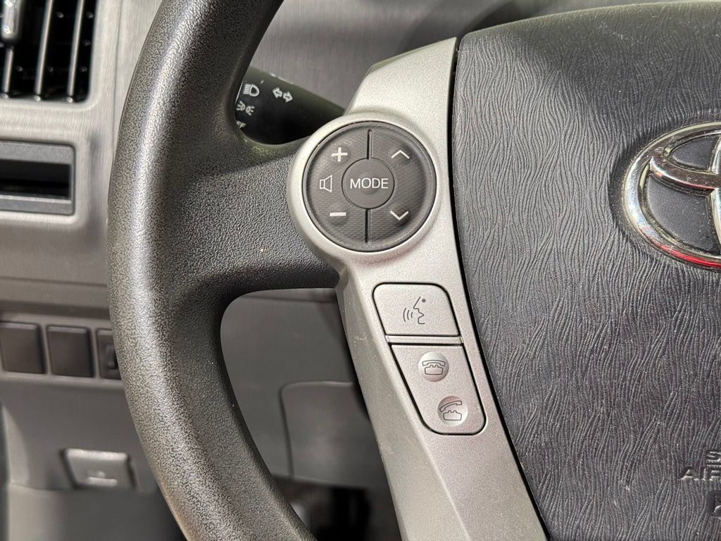 Used 2012 Toyota Prius V Three FWD image 22