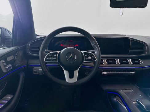 Used 2021 Mercedes-Benz GLS 450 4MATIC image 25