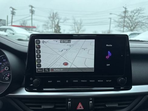 Used 2023 Kia Forte GT-Line image 16