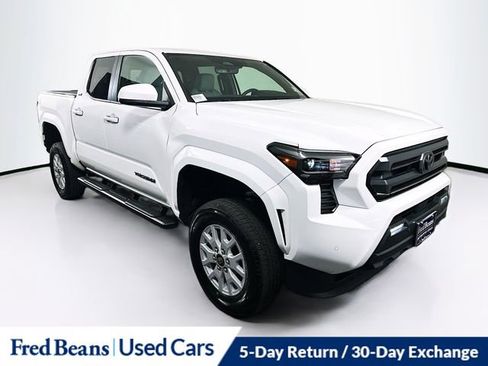 Used 2025 Toyota Tacoma SR5 w/ SR5 Upgrade Package AWD/4WD image 1