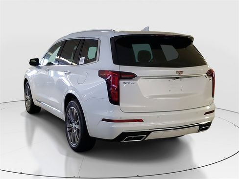 New 2025 Cadillac XT6 Premium Luxury w/ Platinum Package image 4