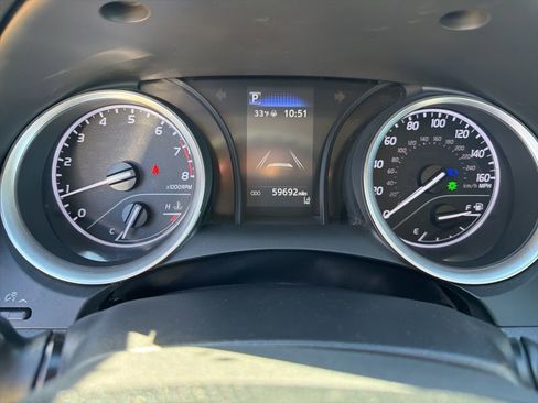 Used 2021 Toyota Camry LE image 15