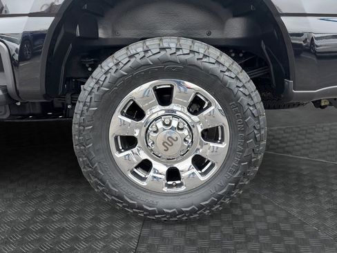 Used 2025 Ford F250 King Ranch w/ Chrome Package image 15