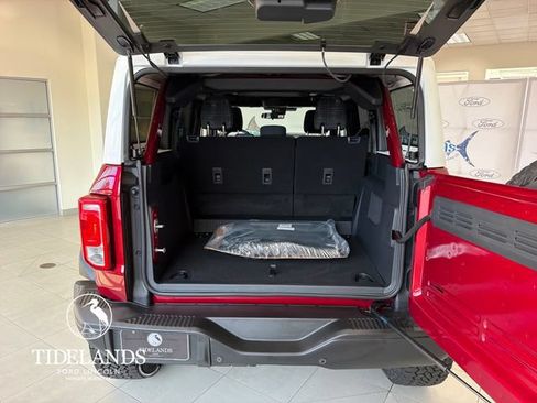 New 2026 Ford Bronco Heritage Edition AWD/4WD image 12