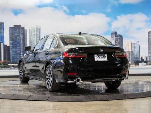 Used 2026 BMW 330i xDrive 330i xDrive w/ Convenience Package image 9