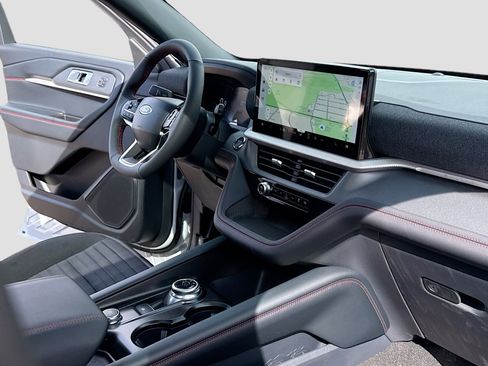 New 2026 Ford Explorer ST-Line image 5