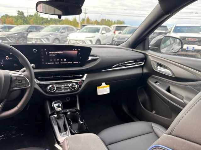 New 2026 Buick Envista Sport Touring w/ Convenience I Package FWD image 25