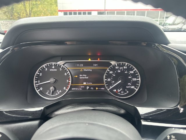 Used 2024 Nissan Pathfinder SL AWD/4WD image 19