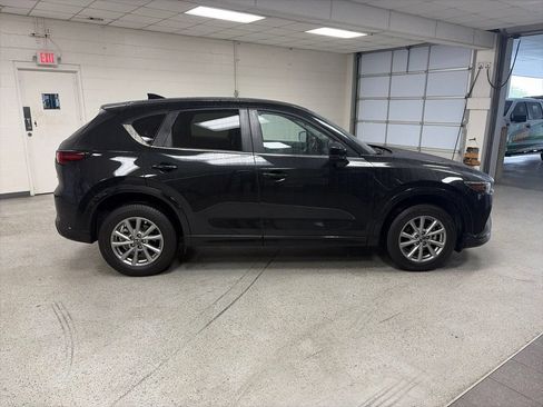 Used 2024 MAZDA CX-5 AWD 2.5 S w/ Select Package image 2