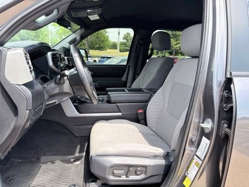 Used 2025 Toyota Tundra SR5 AWD/4WD image 4