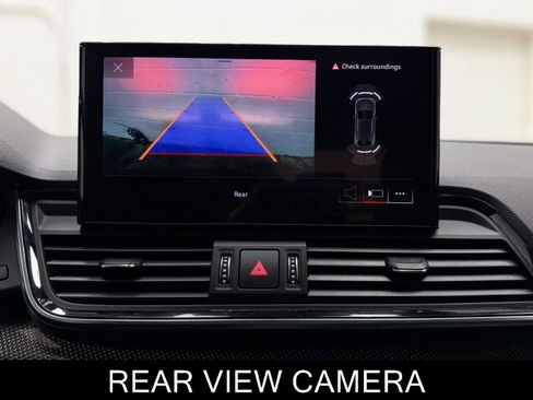 Used 2022 Audi SQ5 Premium w/ Convenience Package image 26