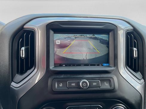Used 2019 Chevrolet Silverado 1500 Custom w/ Custom Value Package AWD/4WD image 22