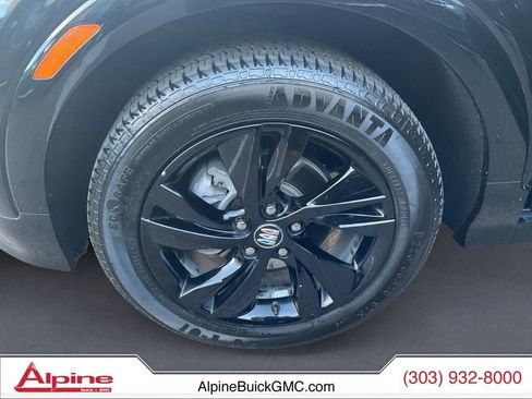 Used 2024 Buick Encore GX Sport Touring image 14