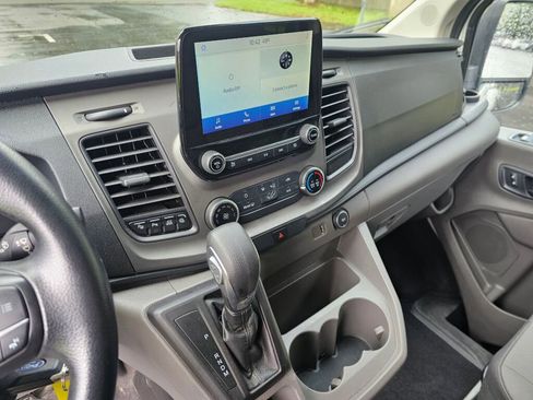 Used 2020 Ford Transit 150 XLT image 26