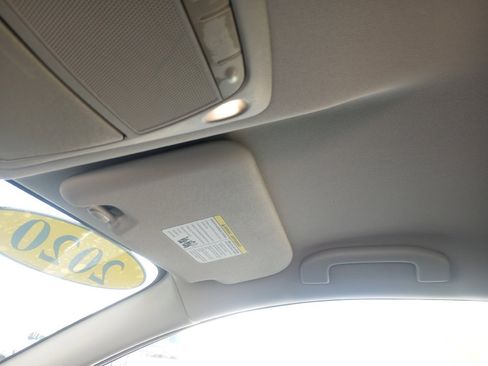 Used 2020 Nissan Rogue Sport SV image 25