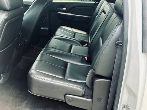 Used 2012 Chevrolet Silverado 1500 LTZ AWD/4WD image 19