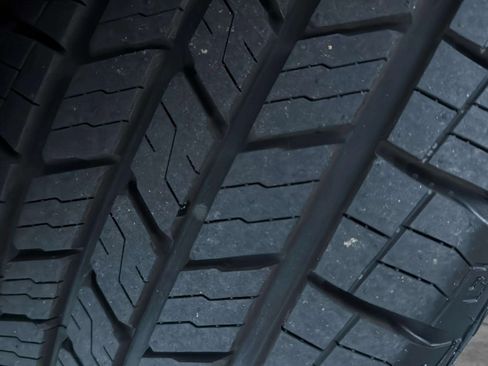 Used 2019 Toyota Highlander LE image 42