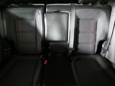 Used 2023 Chevrolet Equinox RS image 13