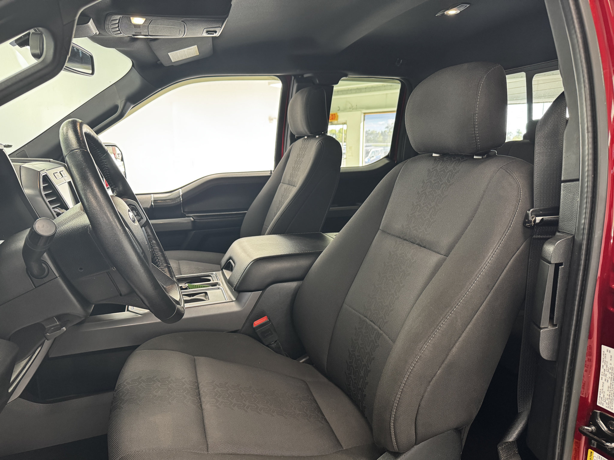 Used 2019 Ford F150 XLT w/ Equipment Group 302A Luxury AWD/4WD image 14