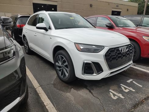 Used 2024 Audi Q5 2.0T Premium Plus AWD/4WD image 1