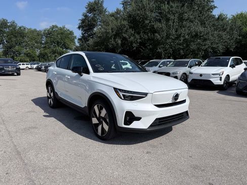 Certified 2023 Volvo C40 P8 Recharge Ultimate w/ Protection Package Premier AWD/4WD image 7