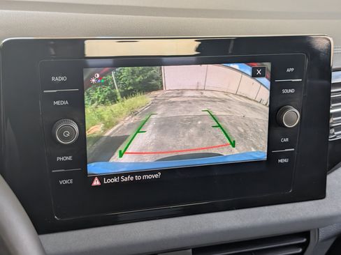 Used 2025 Volkswagen Jetta SE w/ Sunroof Package FWD image 27