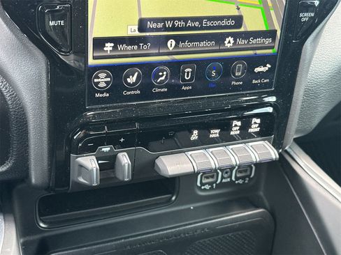 Used 2021 RAM 1500 Laramie image 22