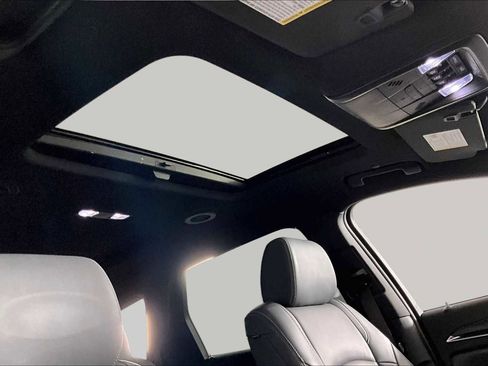 Certified 2024 Buick Enclave Essence w/ Experience Buick Package FWD image 14