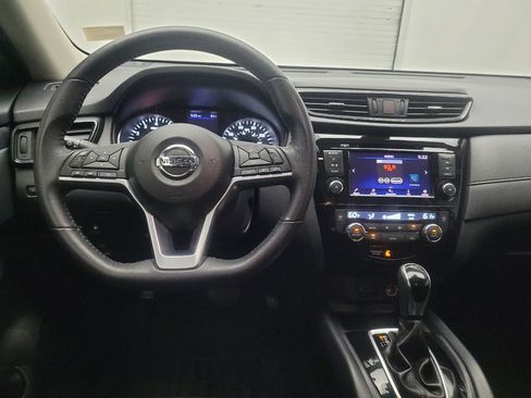Used 2019 Nissan Rogue SV FWD image 22