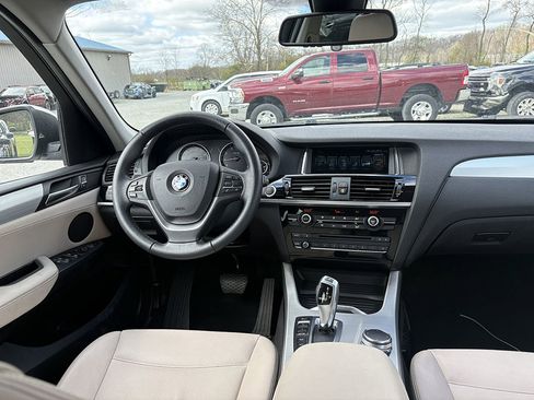 Used 2017 BMW X3 xDrive28i AWD/4WD image 5