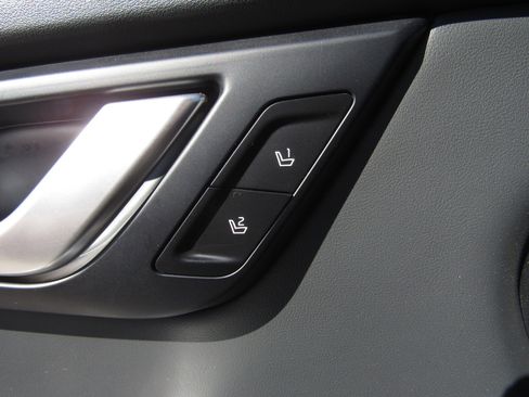 Used 2023 Kia EV6 Wind image 24